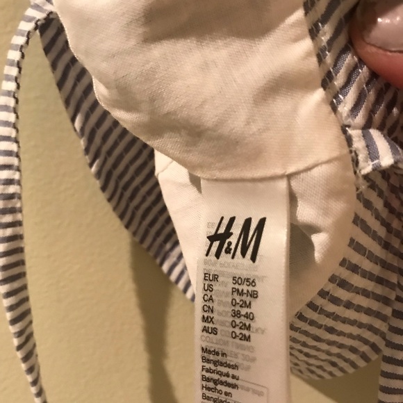 Two baby bonnets, 0–3 months, blue and white stripe & beige with ruffles - Picture 5 of 5